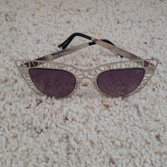 Quay sunglasses - Picture 1 of 5